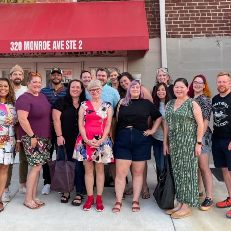 2021-2022 AAF Memphis board members pose outside of Payne's BBQ in Downtown Memphis
